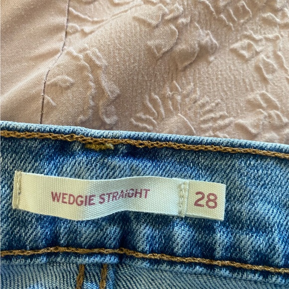 Levi’s Jeans - Picture 2 of 4